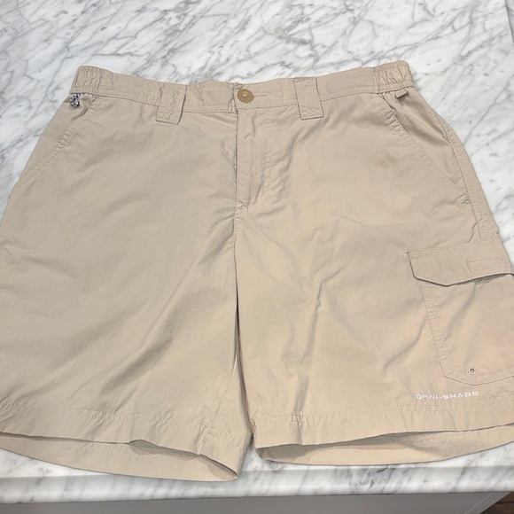 Columbia PFG Shorts - Picture 1 of 8